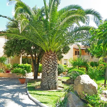 Daire Club Benista T2 By Interhome